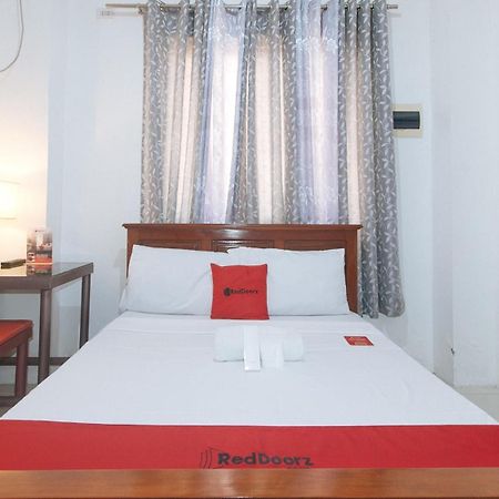 Reddoorz Near Lrt 2 Antipolo Station Hotel Exterior foto