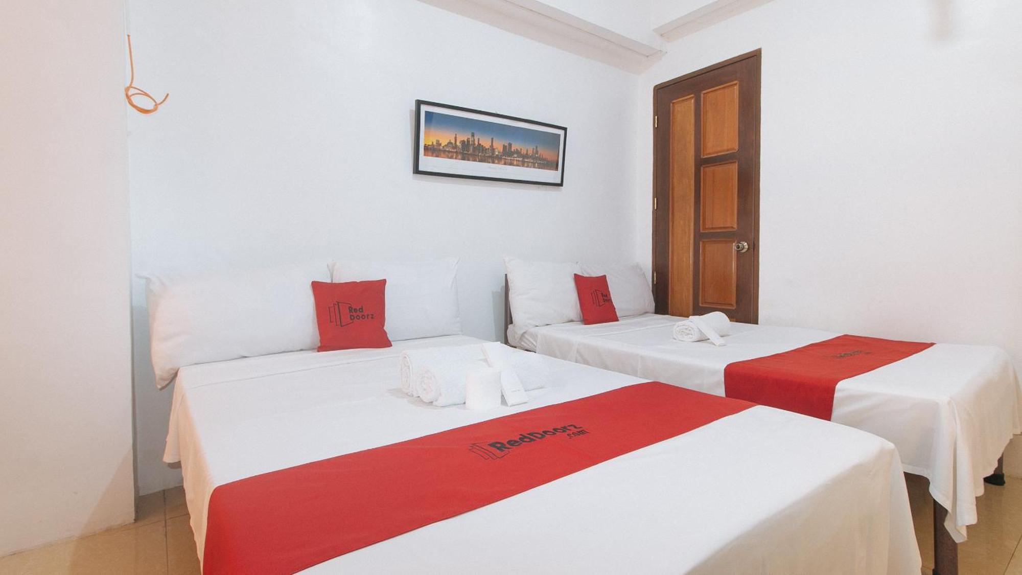 Reddoorz Near Lrt 2 Antipolo Station Hotel Exterior foto