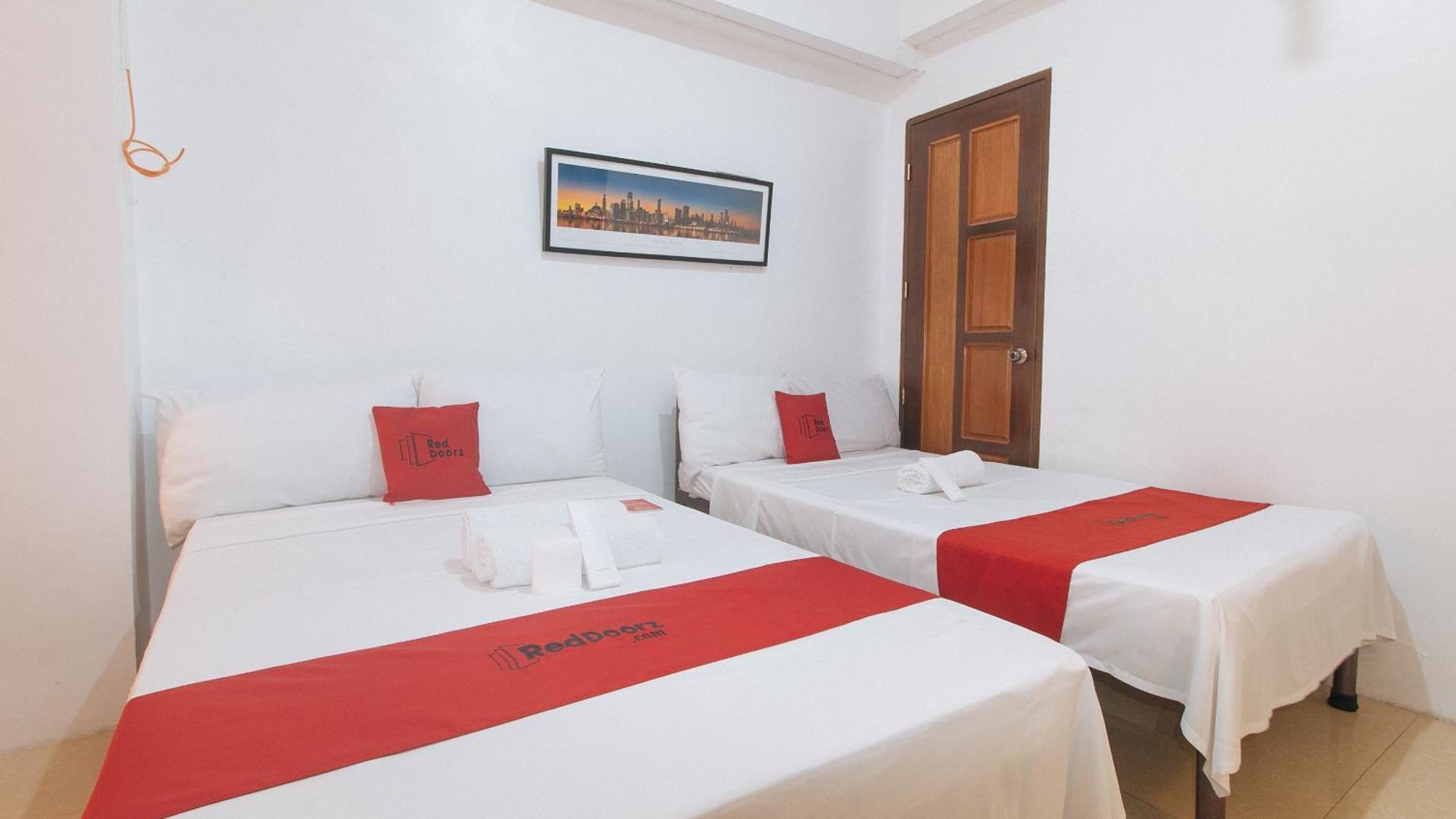 Reddoorz Near Lrt 2 Antipolo Station Hotel Exterior foto