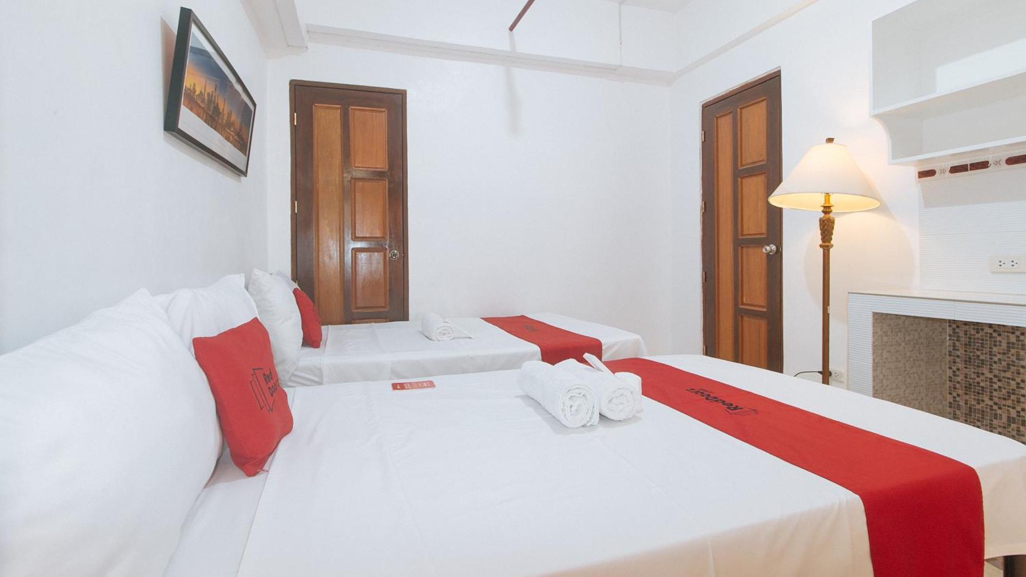 Reddoorz Near Lrt 2 Antipolo Station Hotel Exterior foto