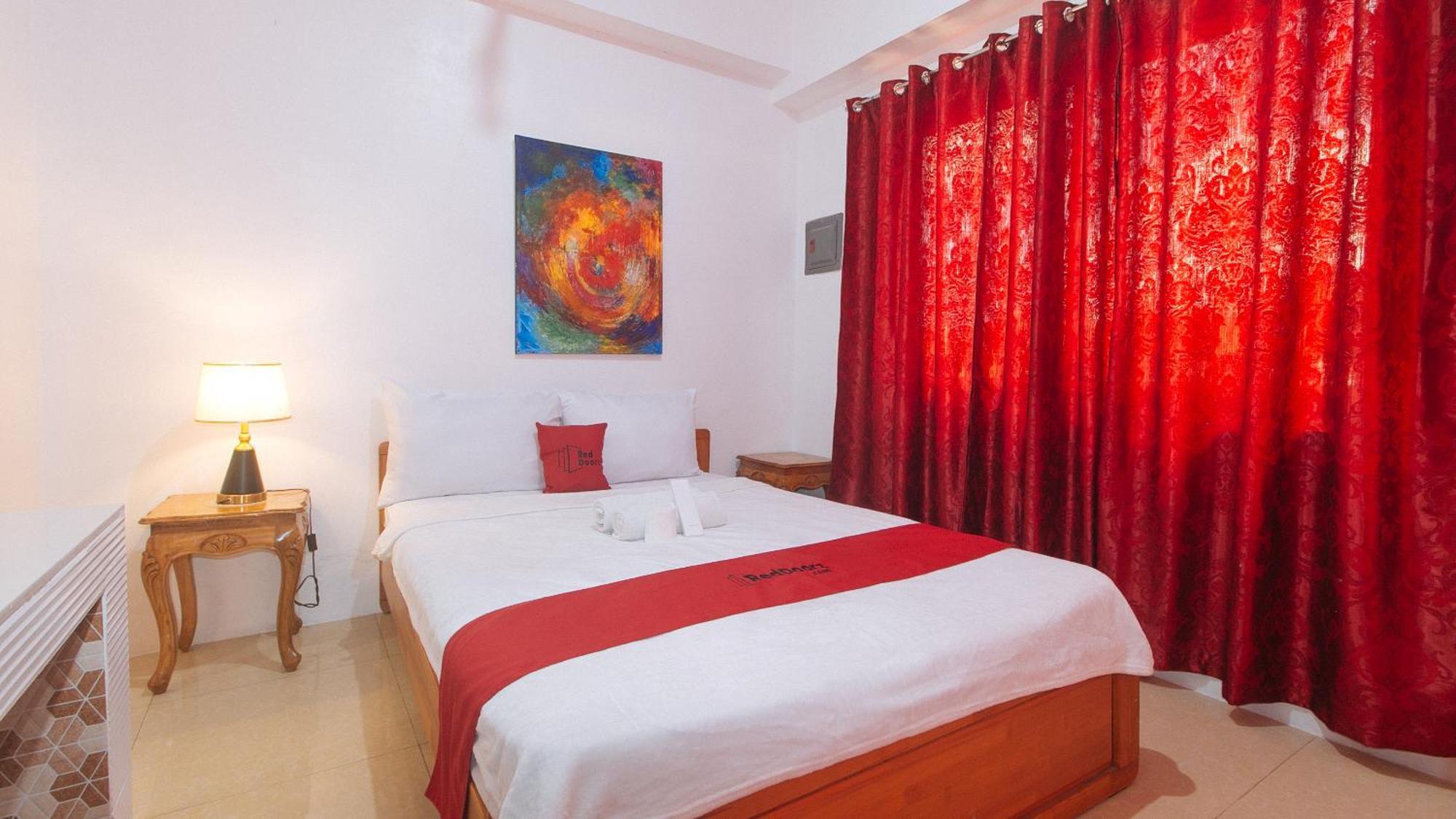Reddoorz Near Lrt 2 Antipolo Station Hotel Exterior foto